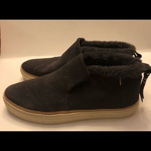 Toms Paxton Water Resistant Slip Ons, Size 11, Excellent preowned condition